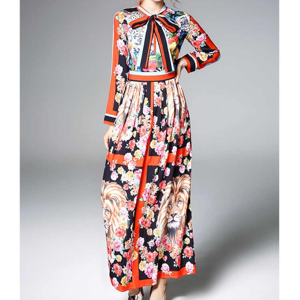 Runway Designer 2019 Lion Back Maxi Size XL 12-14